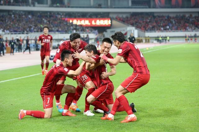 中超第29轮最佳候选：王燊超、钟义浩入选，法比奥在列