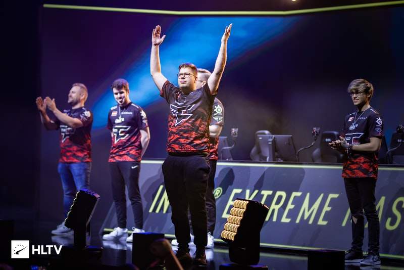 BLG赛后群访 ELK直言对线没打过Ruler bin：都打得没对面好