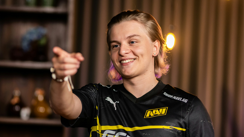 WBGvsLNG首发名单：Tarzan决战老东家！Xiaohu大战Scout